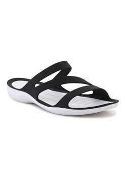 Klapki Crocs Swiftwater Sandal W 203998-066 czarne ze sklepu ButyModne.pl w kategorii Klapki damskie - zdjęcie 157531278