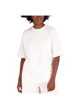 Koszulka New Balance WT31555SST - biała ze sklepu streetstyle24.pl w kategorii Bluzki damskie - zdjęcie 157541428