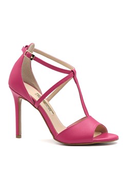 Różowe skórzane sandały na szpilce 103B ze sklepu NESCIOR w kategorii Sandały damskie - zdjęcie 157555646