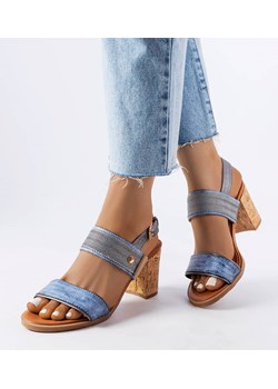 Granatowe sandały na słupku Cityview ze sklepu gemre w kategorii Sandały damskie - zdjęcie 157573926
