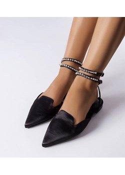 Czarne sandały o satynowym wykończeniu Hewes ze sklepu gemre w kategorii Balerinki - zdjęcie 157574645
