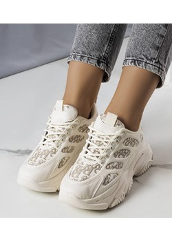 Beżowe sneakersy zdobione printem Kara ze sklepu gemre w kategorii Buty sportowe damskie - zdjęcie 157576888