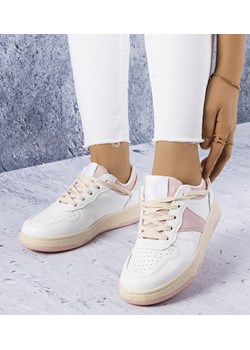 Biało-różowe damskie sneakersy Marcella ze sklepu gemre w kategorii Buty sportowe damskie - zdjęcie 157577475