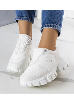 Białe sneakersy na masywnej podeszwie Inez ze sklepu gemre w kategorii Buty sportowe damskie - zdjęcie 157581378