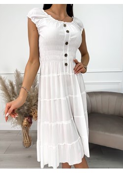 Kremowa Sukienka z Guzikami ze sklepu ModnaKiecka.pl w kategorii Sukienki - zdjęcie 157599857