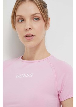Guess t-shirt ALINE damski kolor różowy V3RP16 KABR0 ze sklepu ANSWEAR.com w kategorii Bluzki damskie - zdjęcie 157616275