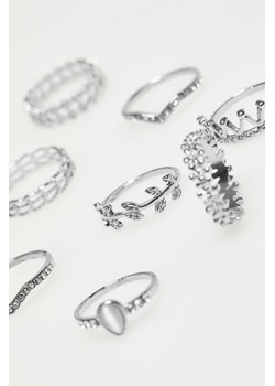 Eleganckie pierścionki w kolorze srebrnym - zestaw 3 sztuk ze sklepu Moodo.pl w kategorii Bransolety - zdjęcie 158037925