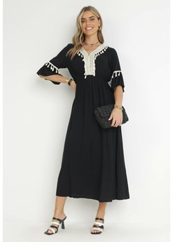 Czarna Wiskozowa Sukienka Maxi z Ozdobnym Dekoltem i Gumką w Pasie Latava ze sklepu Born2be Odzież w kategorii Sukienki - zdjęcie 158475207