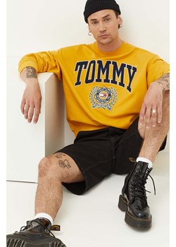 Tommy Jeans bluza bawełniana męska kolor żółty z aplikacją ze sklepu ANSWEAR.com w kategorii Bluzy męskie - zdjęcie 158475888