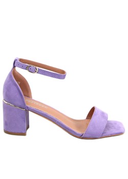 Sandałki na niskim obcasie Rocco Purple fioletowe ze sklepu ButyModne.pl w kategorii Sandały damskie - zdjęcie 158491316