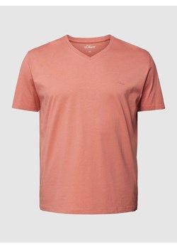 T-shirt PLUS SIZE z dekoltem w serek ze sklepu Peek&Cloppenburg  w kategorii T-shirty męskie - zdjęcie 158530196