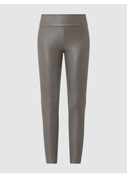 Legginsy z materiału skóropodobnego ze sklepu Peek&Cloppenburg  w kategorii Spodnie damskie - zdjęcie 158545778