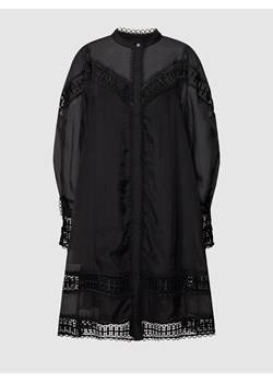 Sukienka koszulowa o długości do kolan z haftem angielskim model ‘ULTRA-DRESS’ ze sklepu Peek&Cloppenburg  w kategorii Sukienki - zdjęcie 158589615