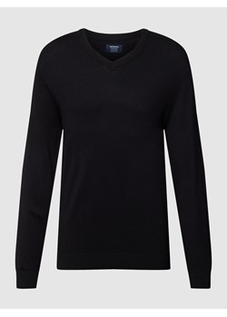 Sweter z dzianiny z prążkowanym dekoltem w serek ze sklepu Peek&Cloppenburg  w kategorii Swetry męskie - zdjęcie 158737348