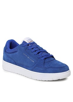 Sneakersy Tommy Hilfiger Th Basket Core Suede FM0FM04694 Ultra Blue C66 ze sklepu eobuwie.pl w kategorii Buty sportowe męskie - zdjęcie 158857545