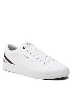 Sneakersy Tommy Hilfiger Th Hi Vulc Core Low Stripes FM0FM04735 White YBS ze sklepu eobuwie.pl w kategorii Trampki męskie - zdjęcie 158902528
