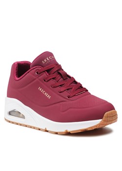 Sneakersy Skechers Stand On Air 73690/BURG Burgundy ze sklepu eobuwie.pl w kategorii Buty sportowe damskie - zdjęcie 158926009