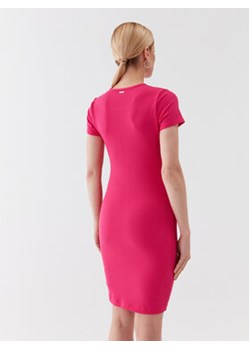 Guess Sukienka codzienna Lana WBYK95 KB9E2 Różowy Slim Fit ze sklepu MODIVO w kategorii Sukienki - zdjęcie 158971855