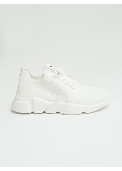 Sneakersy męskie białe JJ174263 101 ze sklepu Big Star w kategorii Buty sportowe męskie - zdjęcie 159010039