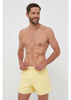 Abercrombie &amp; Fitch szorty kąpielowe kolor żółty ze sklepu ANSWEAR.com w kategorii Kąpielówki - zdjęcie 159067015