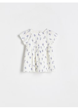 Reserved - Bawełniana sukienka - złamana biel ze sklepu Reserved w kategorii Sukienki niemowlęce - zdjęcie 159079327