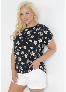 Czarna Bluzka Oversize w Kwiaty z Krótkim Rękawem Suzane ze sklepu Born2be Odzież w kategorii Bluzki damskie - zdjęcie 159097268