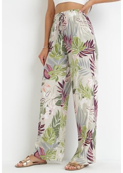 Beżowe Szerokie Spodnie z Wiskozy w Kwiaty Naomie ze sklepu Born2be Odzież w kategorii Spodnie damskie - zdjęcie 159097288