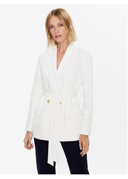 Tommy Hilfiger Marynarka WW0WW36923 Biały Relaxed Fit ze sklepu MODIVO w kategorii Marynarki damskie - zdjęcie 159099546