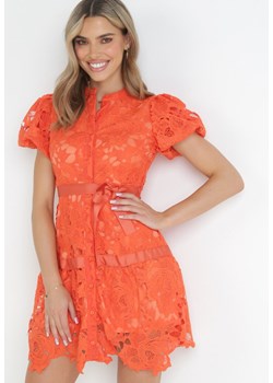 Pomarańczowa Koszulowa Sukienka Mini z Koronkowej Tkaniny i Materiałowym Paskiem Sumelli ze sklepu Born2be Odzież w kategorii Sukienki - zdjęcie 159122289