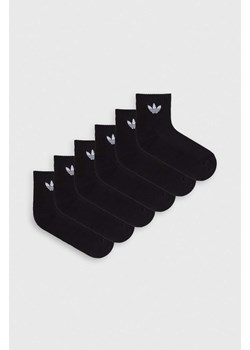 adidas Originals skarpetki 6-pack kolor czarny IJ5626 ze sklepu ANSWEAR.com w kategorii Skarpetki męskie - zdjęcie 159131096