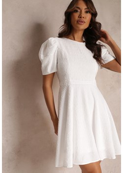 Biała Sukienka Taliowana z Krótkimi Bufiastymii Rękawami Ashika ze sklepu Renee odzież w kategorii Sukienki - zdjęcie 159135215