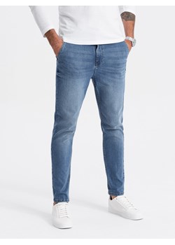 Spodnie męskie jeansowe CARROT FIT - niebieskie V1 OM-PADP-0117 ze sklepu ombre w kategorii Jeansy męskie - zdjęcie 159138036