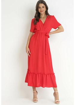 Czerwona Sukienka Maxi z Gumką w Talii i Kopertowym Dekoltem Lesite ze sklepu Born2be Odzież w kategorii Sukienki - zdjęcie 159171908