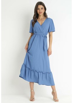Niebieska Sukienka Maxi z Gumką w Talii i Kopertowym Dekoltem Lesite ze sklepu Born2be Odzież w kategorii Sukienki - zdjęcie 159180595