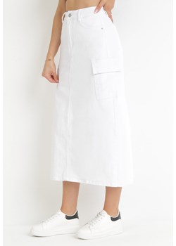 Biała Jeansowa Spódnica Midi z Szerokimi Kieszeniami Varsha ze sklepu Born2be Odzież w kategorii Spódnice - zdjęcie 159226468