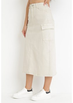 Beżowa Jeansowa Spódnica Midi z Szerokimi Kieszeniami Varsha ze sklepu Born2be Odzież w kategorii Spódnice - zdjęcie 159227917