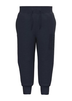 NAME IT Spodnie dresowe 13218859 Granatowy Regular Fit ze sklepu MODIVO w kategorii Spodnie chłopięce - zdjęcie 159243877