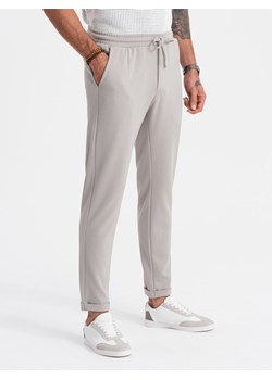 Spodnie męskie dzianinowe z gumką w pasie - jasnoszare V4 OM-PACP-0121 ze sklepu ombre w kategorii Spodnie męskie - zdjęcie 159245968