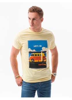 T-shirt męski z nadrukiem - żółty V-8B S1434 ze sklepu ombre w kategorii T-shirty męskie - zdjęcie 159248786