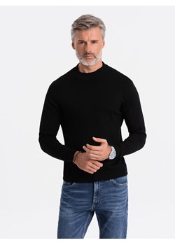 Sweter męski z półgolfem o gładkiej strukturze - czarny V1 E178 ze sklepu ombre w kategorii Swetry męskie - zdjęcie 159250075