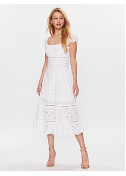 Guess Sukienka codzienna Skyler W3GK95 WFG40 Biały Regular Fit ze sklepu MODIVO w kategorii Sukienki - zdjęcie 159301756
