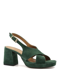 Zielone zamszowe sandały 135A ze sklepu NESCIOR w kategorii Sandały damskie - zdjęcie 159321168
