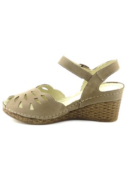 Wygodne sandały damskie w stylu pin-up - HELIOS Komfort 4023, beżowe ze sklepu ulubioneobuwie w kategorii Sandały damskie - zdjęcie 160046688