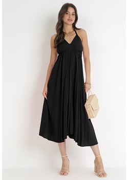 Czarna Sukienka Wiązana na Szyi z Wiskozy Ellaze ze sklepu Born2be Odzież w kategorii Sukienki - zdjęcie 160153545