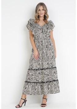 Czarna Rozkloszowana Sukienka Maxi z Ozdobnym Dekoltem i Gumką w Talii z Wiskozy Adyni ze sklepu Born2be Odzież w kategorii Sukienki - zdjęcie 160315129