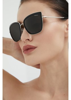 okulary przeciwsłoneczne damskie kolor czarny ze sklepu ANSWEAR.com w kategorii Okulary przeciwsłoneczne damskie - zdjęcie 160427368
