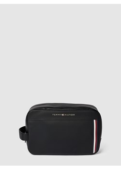 Kosmetyczka z detalami z logo model ‘PIQUE’ ze sklepu Peek&Cloppenburg  w kategorii Kosmetyczki męskie - zdjęcie 160546227