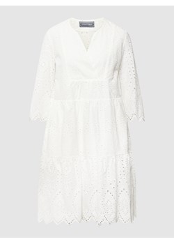 Sukienka o długości do kolan z fakturowanym wzorem ze sklepu Peek&Cloppenburg  w kategorii Sukienki - zdjęcie 160558219
