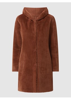 Krótki płaszcz ze sztucznego futra ze sklepu Peek&Cloppenburg  w kategorii Futra damskie - zdjęcie 160618777