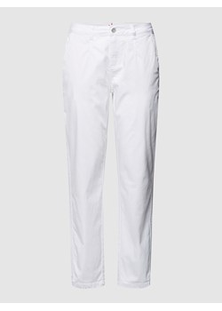 Spodnie z zakładkami w pasie model ‘GINA’ ze sklepu Peek&Cloppenburg  w kategorii Spodnie damskie - zdjęcie 160700297